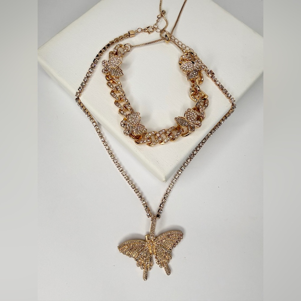 2 Piece Gold Butterfly Necklace Chain Set